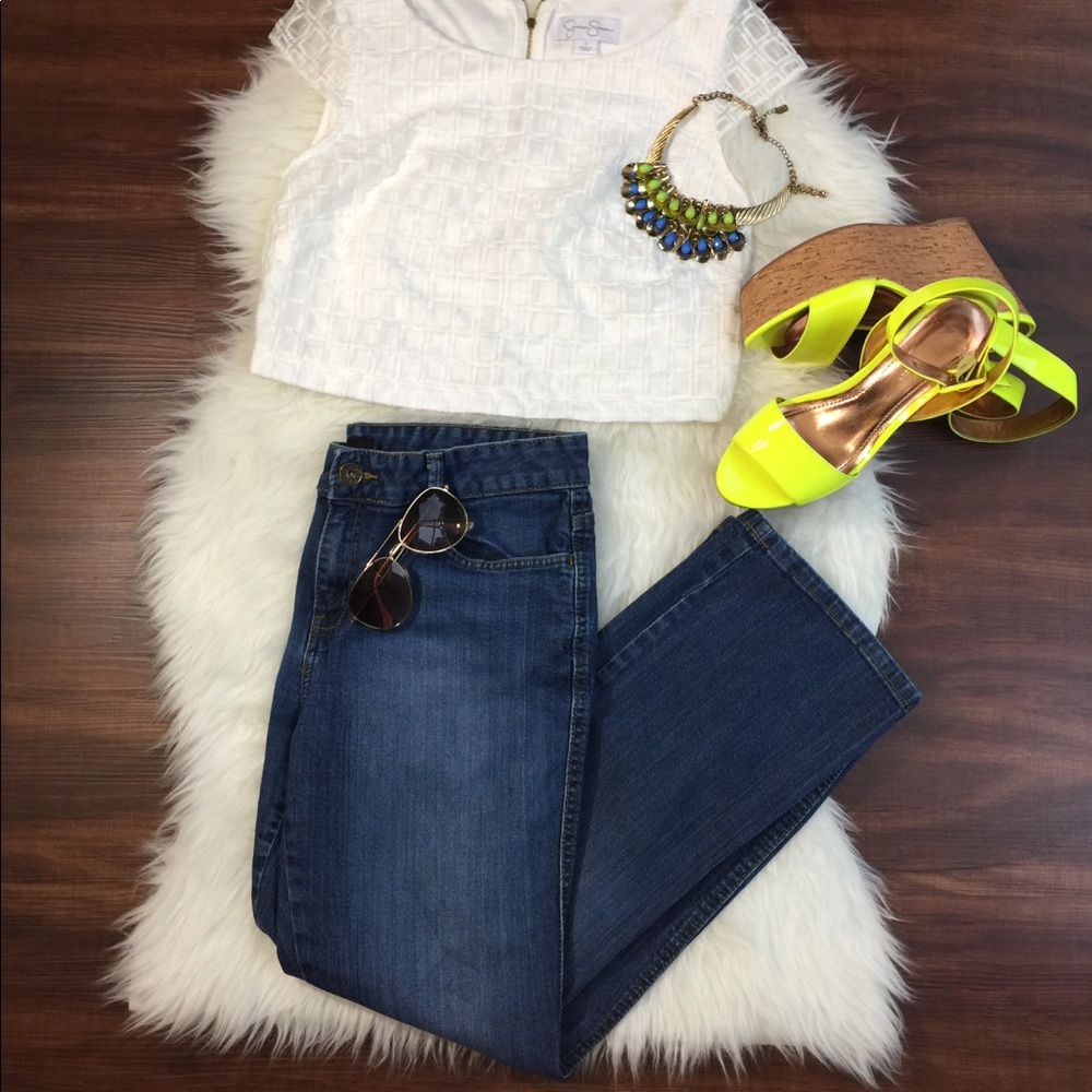 🆕 Calvin Klein denim jeans